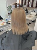 ミルクティーベージュ