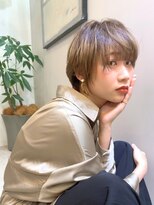 ジエクトアイロ 江坂駅前 似合わせ横顔美人ショート◇フェザーショート・マロンベージュ