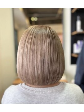 ベルヘアー 長居店(Belle hair) ハイトーンのミルクティーベージュ