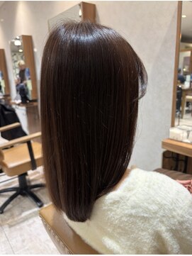 ウルカ 川口店(ulQua) 【大人かわいいアッシュカラー】