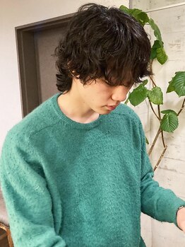 トローノ 栄(TRONO)の写真/HPB AWARD 2025 BESTSALON SILVER Prize受賞♪スタイリングが簡単なON/OFF決まるメンズカットが◎完全個室
