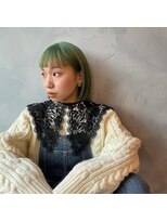 メル(melu)&nbsp;ワイドバング×ハイトーンカラー×切りっぱなしボブ