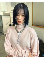 ネスト(NEST)&nbsp;ネイビー×顔周りレイヤーボブ