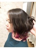 インナーカラーピンク×ゆるふわパーマ