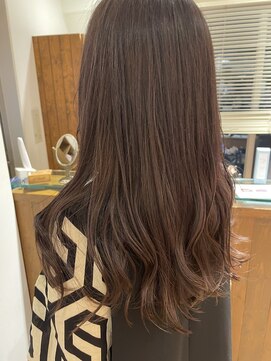 エクリ 麻布十番(equri) ラベンダーベージュ　20代30代40代　波巻き