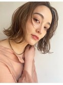ブリーチなしベージュ×重くないボブ