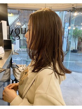 ジョニアンドロージ(Joni & Rougy) 艶髪レイヤー/透明感カラー