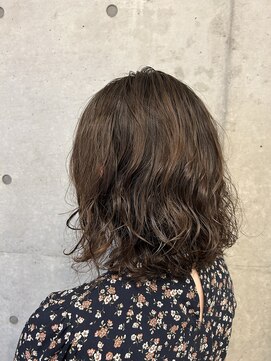 タエビスアリッサム(Taebis Alyssum) ミディアムパーマ(しっかりカール、デジタルカール)