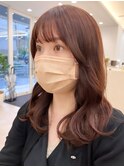 ミディアムヘア　ピンクブラウン　似合わせカット