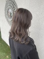 アクセル エルヴェ 佐野店(AXCEL E'LEVER)&nbsp;アッシュハイライトカラー