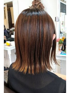 クッキー ヘアーアンドメイク(COOKIE Hair&Make) 【COOKIE】外ハネ×タイトボブ