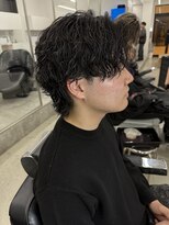 メンズパーマ　ツイストスパイラル　波巻きスパイラルパーマ眉毛