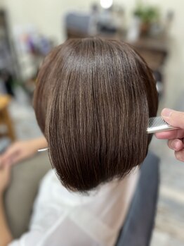 一人ひとりのライフスタイルや髪質に合わせたデザインを提案◎ダメージレスで透明感のある艶髪に♪