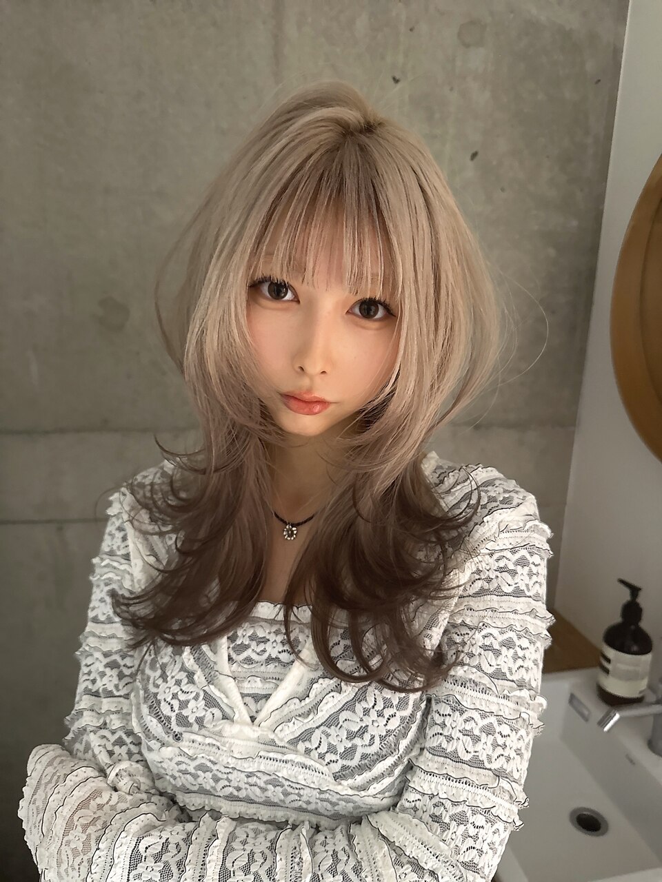 ミルクティーベージュ×ルーツカラーブラウン：L268746170｜モニカ