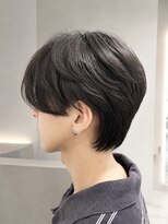 ネオリーブウリ 二子玉川店(Neolive uri)&nbsp;リバースセンターパートニュアンスパーマウルフダウンバング