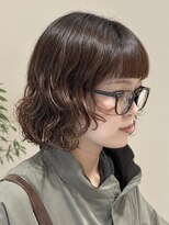 シアン 栄店(CYAN.) ぱっつんワイドバングになみなみウェーブパーマ