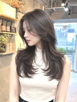 フォート(FORT)&nbsp;ミントベージュ/ハッシュカット/秋冬スタイル/バタフライカット