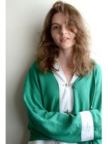 ミラバイグリーン(Mira by green)&nbsp;ヴェールウェーブ×くせ毛風【グレージュ】セミディ 02