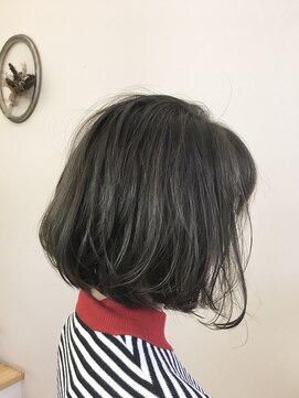 アッカ(acca) アディクシーサファイア@ボブ