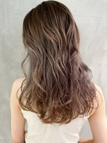 アイティー バイ アルバム 中野店(IT by ALBUM)&nbsp;ベージュロング_セミウェットウェーブオリーブカラー_ba306122