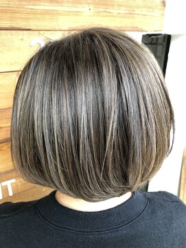 レガロ(REGALO) 【リアルサロンワーク】ナチュラルボブ×白髪染めない白髪染め♪