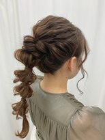 アリー(ALLIE´)&nbsp;◯トレンドポニーテール【BEAUTY SALON ALLIE´】