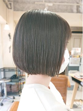 ラボヌール ヘアー エクラ(La Bonheur hair eclat) アイロン無し！乾かすだけで問題なし！ショートボブ