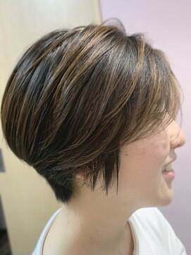 グラッシー センター北店(GLASSI) 【GLASSI】大人かわいい小顔ショート★ハイライト★脱白髪染め