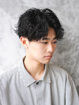 アルファ 新宿(alpha) フェザーパーマ/刈り上げセンターパート/サーフカール[新宿]