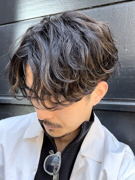 オルト(Altn) 大人の波巻きスパイラルパーマミディアムロングメンズカットヘア