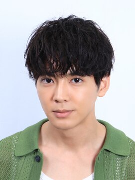 ネイビー(NAVY) 大人シャドウパーマ 刈り上げマッシュ シースルー