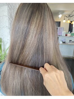 ヘアーガーデンジャム(HAIR GARDEN JAM nail+eyelash)の写真/ブリーチ最先端【ケアブリーチ】使用。ダメージを最小限に抑えたヘアカラーでおしゃれを楽しみましょう♪