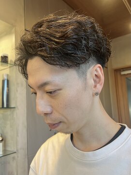 リバースパーマオールバックパーマツイストスパイラルフェード