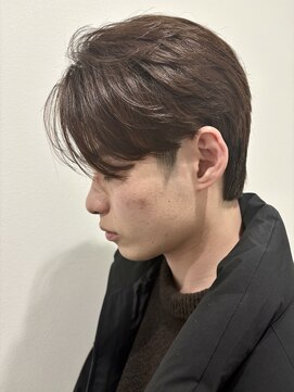 ヒュイル バイ ニアウ(Hwyl by Niau) メンズマッシュセンターパートスパイラルパーマニュアンスパーマ