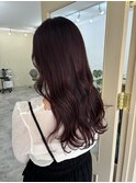 ピンクレッドカラー/ロングヘア/暖色カラー/20代30代40代