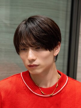 オーシャントーキョーオーバー 渋谷(OCEAN TOKYO OVER) 韓国ヘアニュアンスコンマバングセンターパートフェザーパーマ