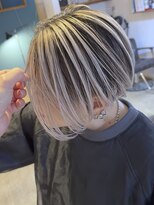ブレイズヘアー(BLAZEhair) 【白髪対策うってつけ】ホワイトバレイヤージュ×ブリーチ3回