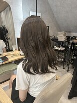 ヘイリー(HAILEY) オリーブグレージュカラー