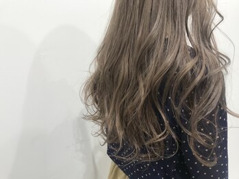 クロ(Kro)の写真/ハイクオリティ×ハイセンスを重視◎ライフスタイルやファッションに合わせたヘア提案★【千葉駅徒歩3分】