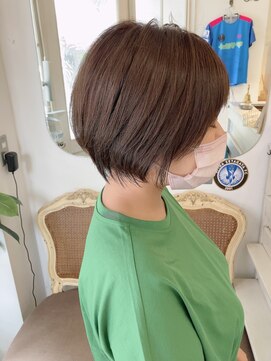 シェノン(CHAINON) 大人可愛いワイドバングストレートショートボブ梅ヶ丘美容室