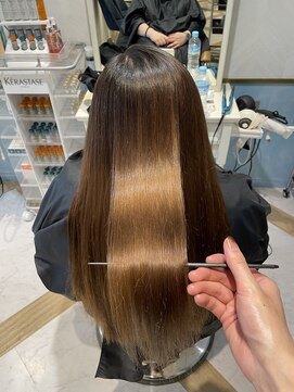 ロンド ストラーダ 心斎橋(Lond strada) ココアベージュロングヘアボブルフ