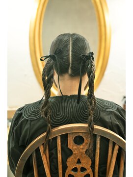 マルケ(marquer) ツインテール/韓国/難波/ヘアセット