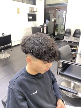 メンズサロンドットリアン(dot. lien) スペインカール ツイストスパイラルパーマ【町田/町田駅】