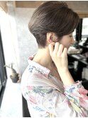 前下がりショート×オリーブベージュ