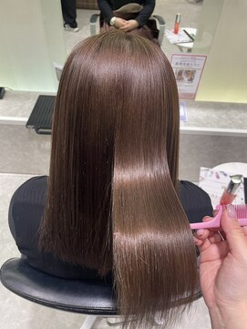 リー 尼崎(Lee) 髪質改善カラー