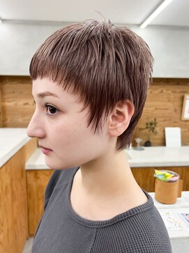 トゥコ(tuco) ピクシーショート　ケアブリーチ　ダブルカラー　ベリショ