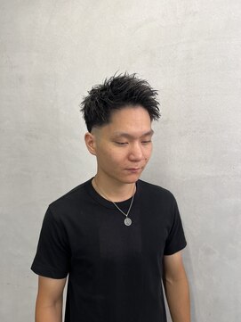 キング 高槻(K!ng) 縮毛矯正髪質改善ハイライトレイヤーカット高槻美容室エクステ