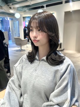 レイラバイアフロート 吉祥寺(Lila by afloat) くびれヘア/くびれミディ/レイヤーロング/グレージュカラー