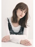 大人のワイドバングとグレージュ　20代30代40代大人カジュアル
