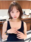 黒髪　ボブルフ　ネビージュ　小顔　ワンレン　スペインカール